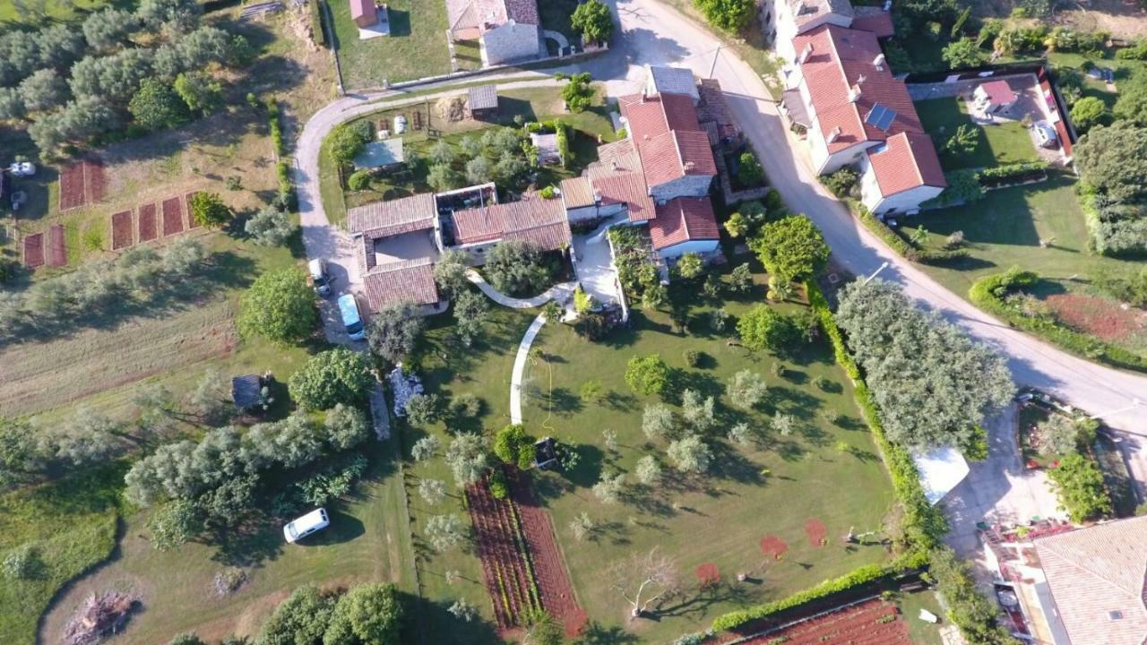 Appartment Hacienda Monica Umag Eksteriør billede